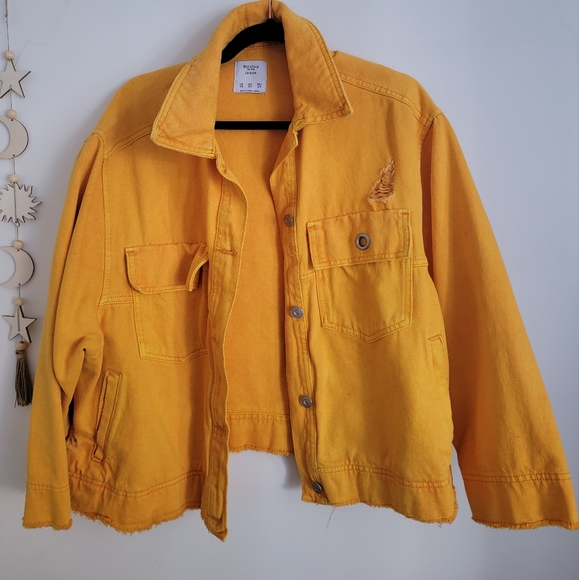 Bershka Oversized Yellow Denim Jacket - Picture 3 of 6